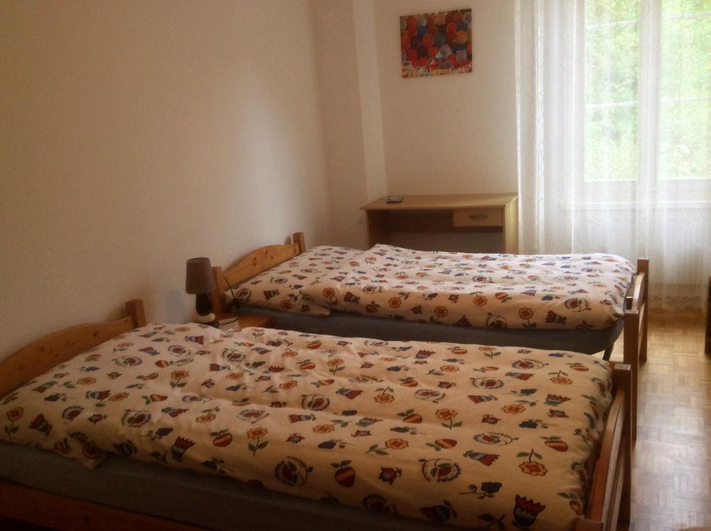 Maison Monsieur La Chaux De Fonds Extérieur photo